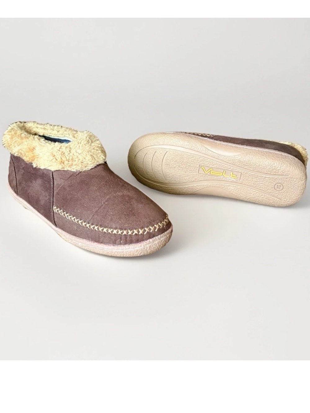 VOLT HEAT 3V Rechargeable Warming Slippers Indoor Outdoor Moc Bootie XS/7-7.5WMN